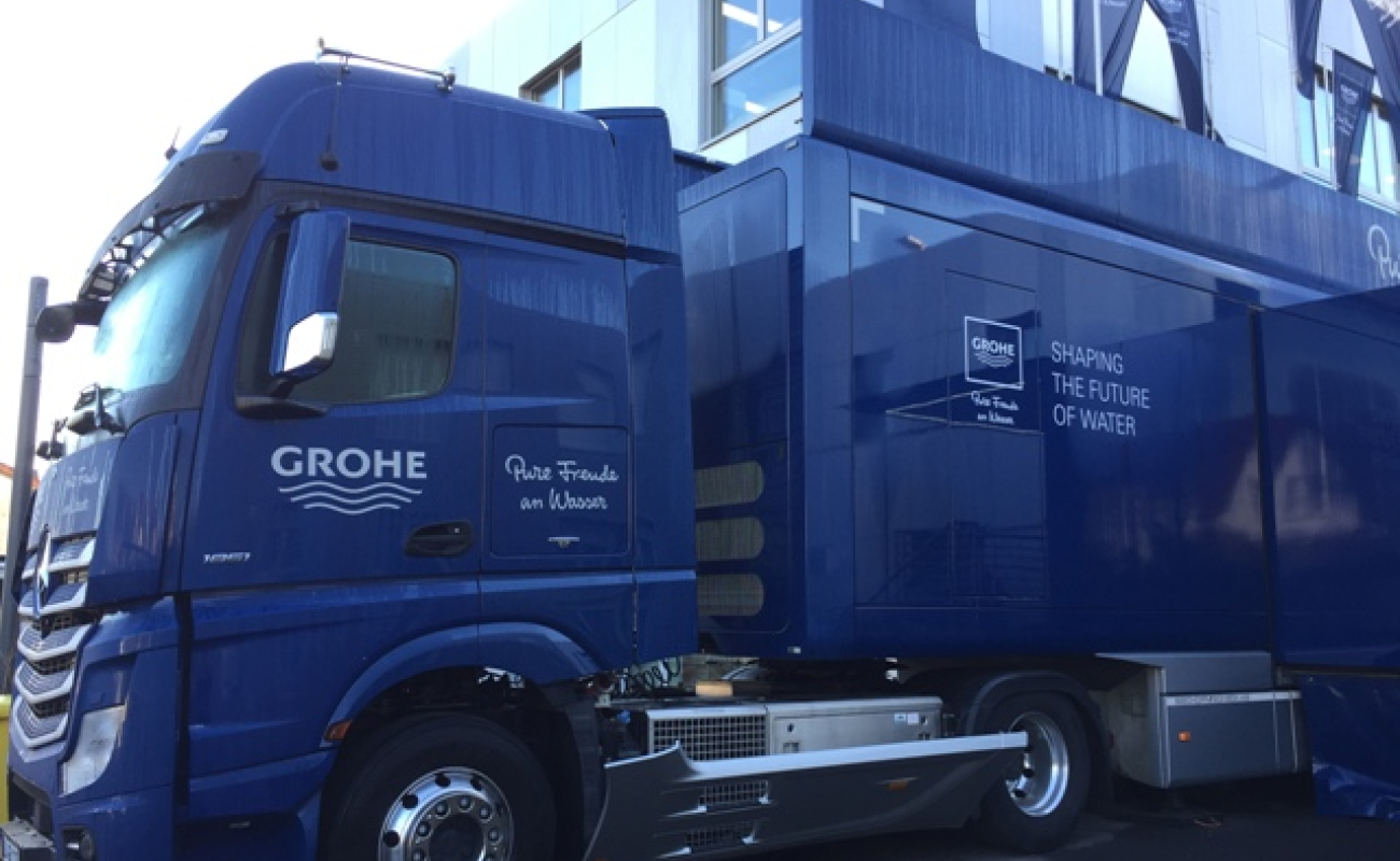 Grohe dévoile son nouveau bâti-support aux apprentis franciliens