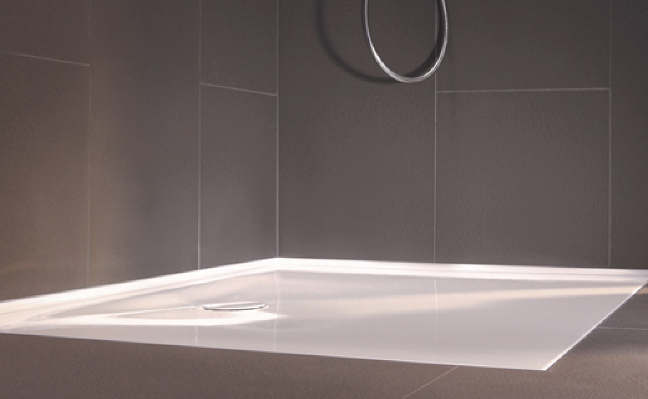 Douche zéro ressaut : une solution qui simplifie la pose du receveur