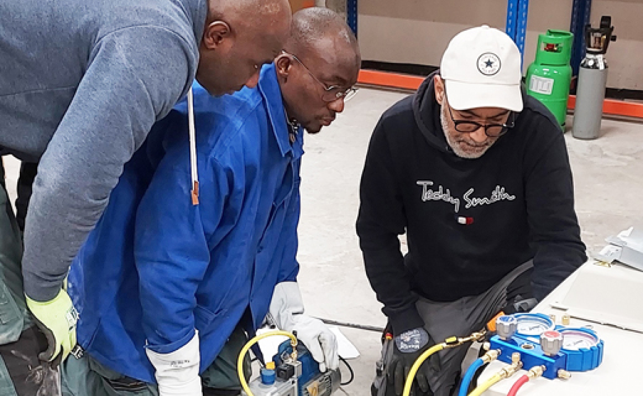 Une formation d’installateur de pompe à chaleur officiellement reconnue par l’État