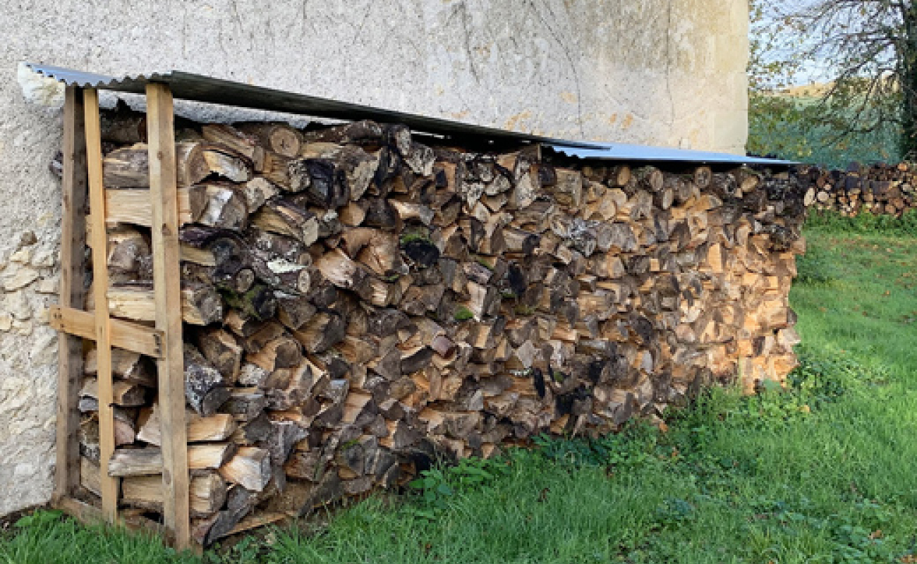 Chauffage au bois : le marché au ralenti
