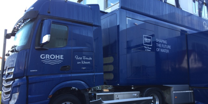 Grohe dévoile son nouveau bâti-support aux apprentis franciliens