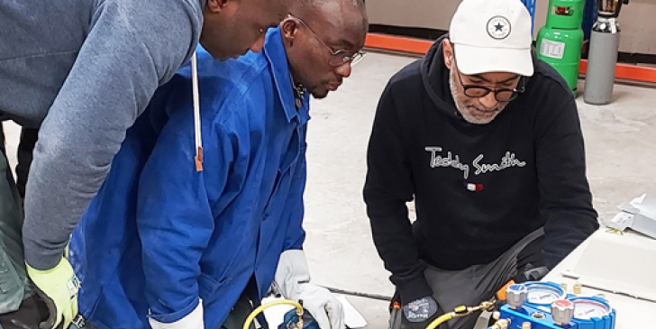 Une formation d’installateur de pompe à chaleur officiellement reconnue par l’État