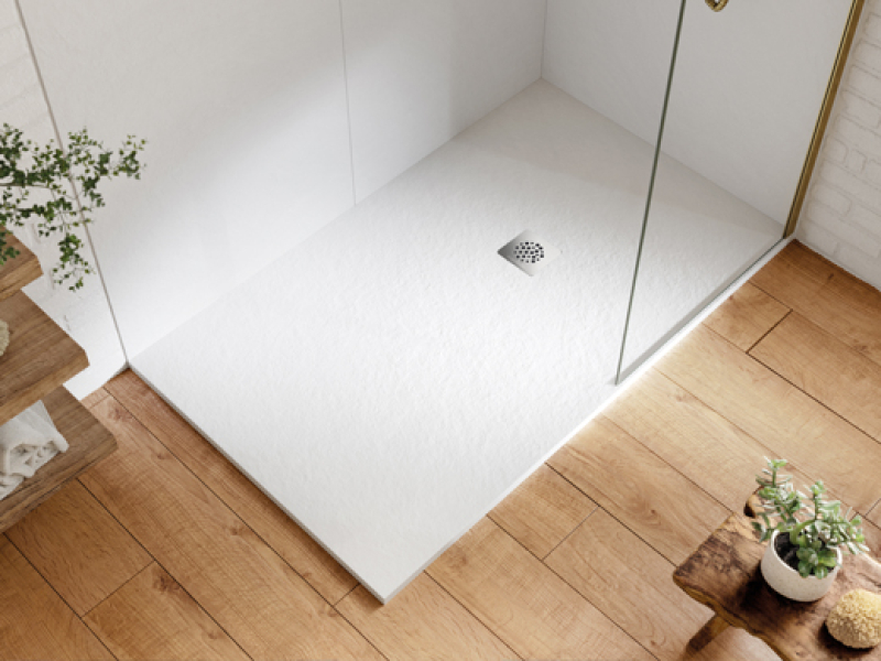 étanchéité, stabilité et sécurité :  le tiercé gagnant  du receveur de douche