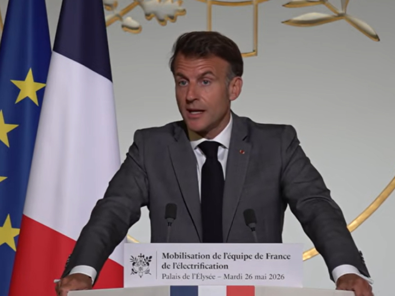 Emmanuel Macron discours équipe de France de l'électrification