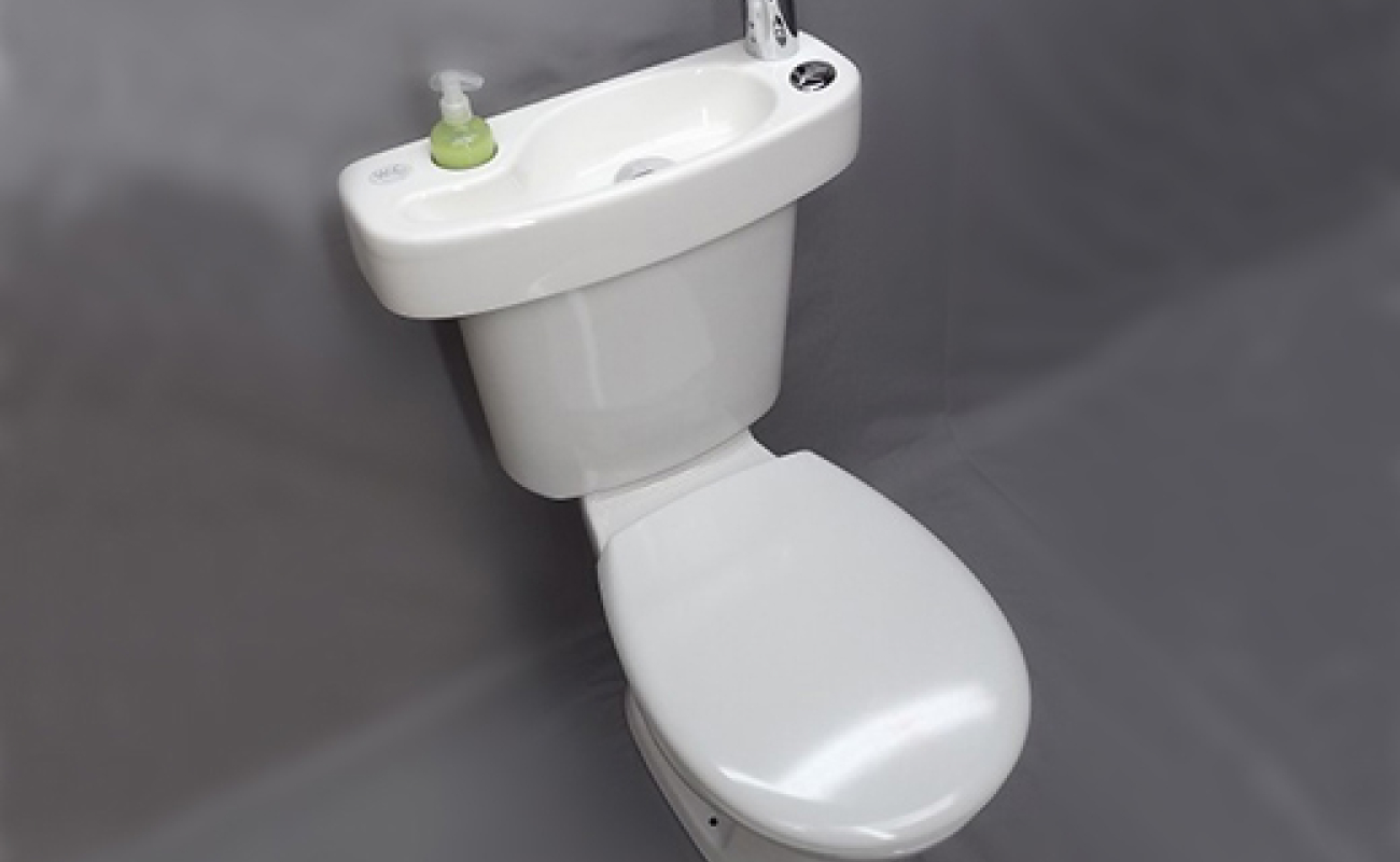 Une étoile pour le combiné WC lave-mains